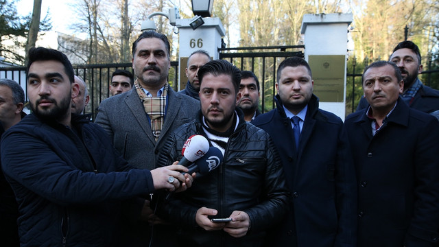 Rus Büyükelçi Karlov'un silahlı saldırı sonucu öldürülmesine tepkiler