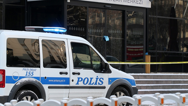 Rus heyetin Çağdaş Sanatlar Merkezi'ndeki incelemeleri