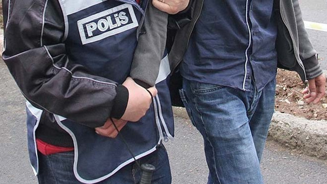 Ankara merkezli 22 ilde 34 muvazzaf asker FETÖden gözaltına alındı