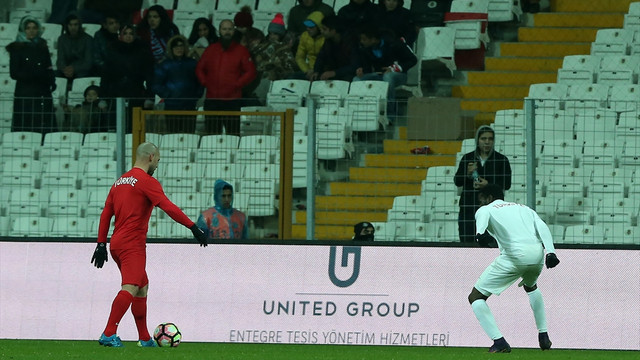 Şehitlere Saygı Maçı