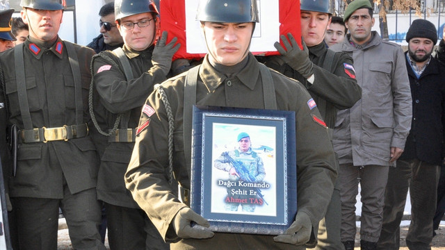 Şehitlerimizi uğurluyoruz