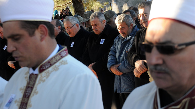 Şehitlerimizi uğurluyoruz