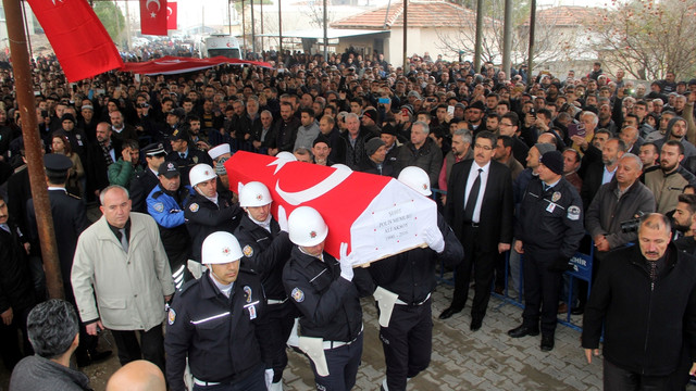 Şehitlerimizi uğurluyoruz