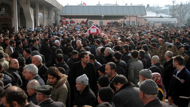 Şehitlerimizi uğurluyoruz