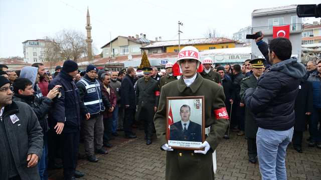 Şehitlerimizi uğurluyoruz