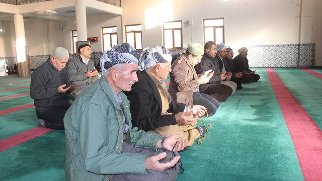 Şemdinli'de şehitler için mevlit okutuldu