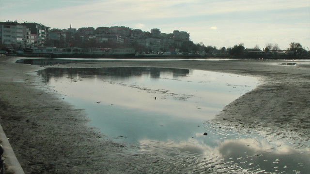 Silivri'de deniz çekilmesi