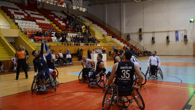 Tekerlekli Sandalye Basketbol Süper Ligi