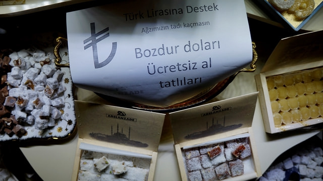 Trakyalı esnaf Türk lirasına sahip çıkıyor