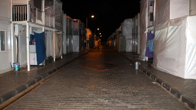 Türkmen kampında buruk yılbaşı