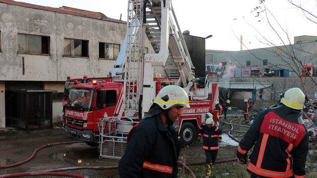Tuzla'da fabrika yangını