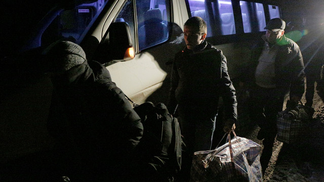 Ukrayna 15 esiri serbest bıraktı