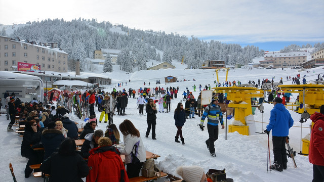 Uludağ'da kar kalınlığı 2,3 metre