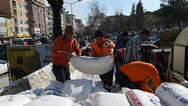 Uşak'tan Halep'e yardım