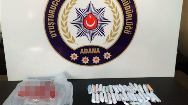 Uyuşturucu satıcıları polisten kaçamadı