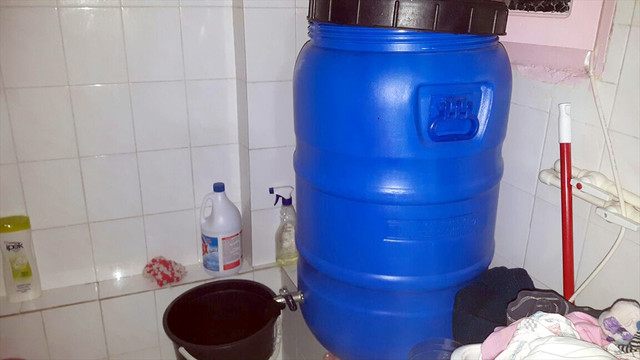 İzmir'de sahte içki operasyonu