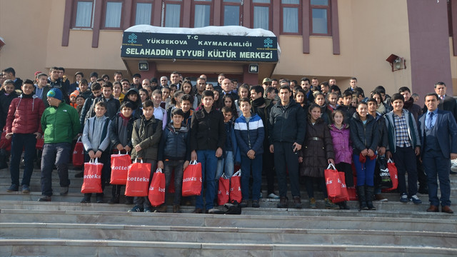 Bütün sevdamız gençlere sahip çıkmak