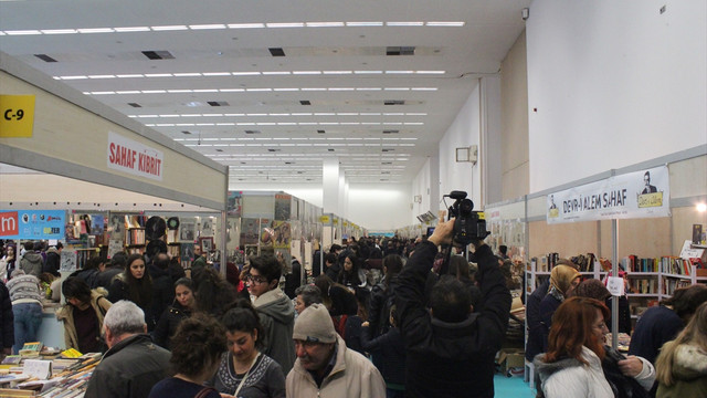 11. Ankara Kitap Fuarı'na yoğun ilgi