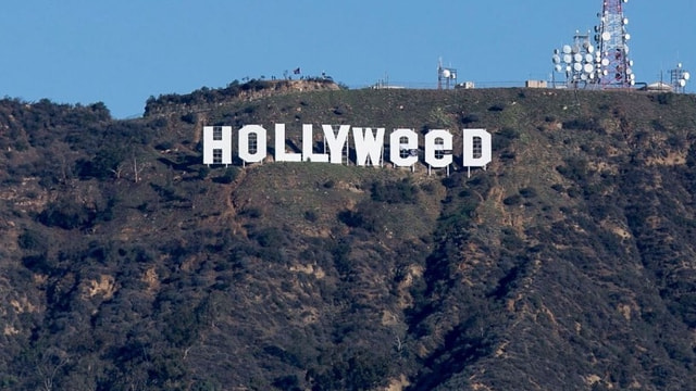 Hollywood yazısını Hollyweed olarak değiştirdiler
