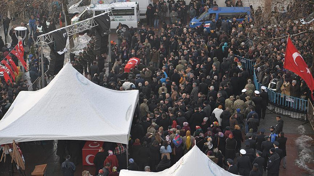 Şehit Uzman Çavuş Kerem Çalışkancı Orduda son yolculuğuna uğurlandı