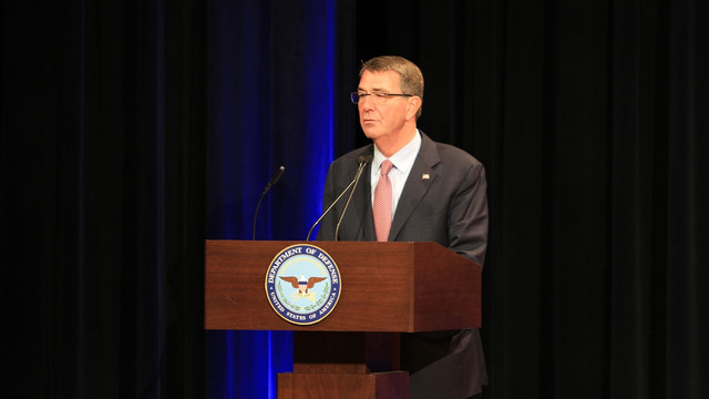 ABD Savunma Bakanı Carter, Pentagon’a veda etti