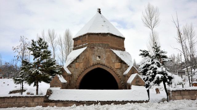Ahlat geçen yıl 50 bin kişiyi ağırladı
