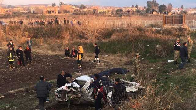 Osmaniyede feci kaza! Ambulans otomobille çarpıştı: 4 ölü 4 yaralı