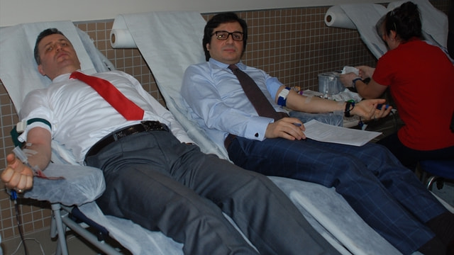 Anadolu Adliyesi çalışanlarından kan bağışı