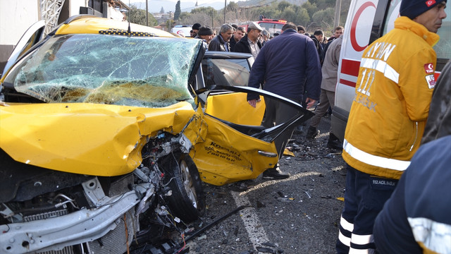 Aydın'da trafik kazası: 4 ölü, 3 yaralı