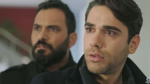 Bana Sevmeyi Anlat 18. bölümde Çiçekin Onur tarafından kaçırılıyor