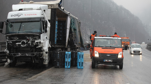 Bolu Dağı'nda tır kazası