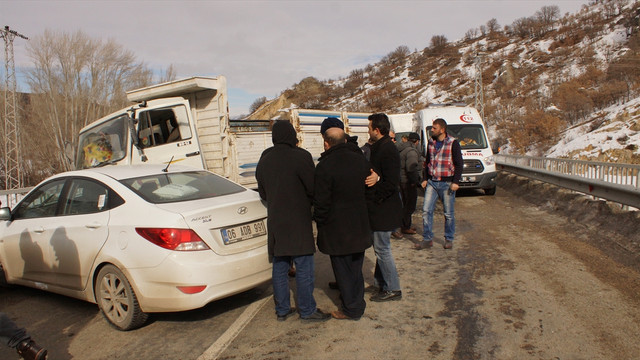 Çubuk'ta trafik kazası: 3 ölü, 3 yaralı