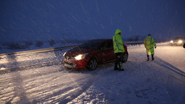 Denizli'de eğitime kar engeli