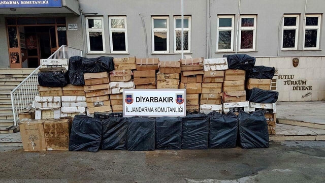 Diyarbakır'da kaçak sigara operasyonu