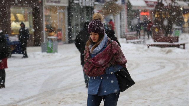 Edirne'de eğitime kar engeli