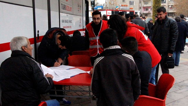 Elazığ'daki STK'lardan kan bağışı kampanyasına destek