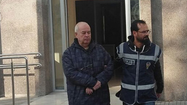 Haczi engellemek için bomba ihbarı yapmış