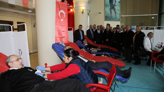İstanbul Büyükşehir Belediyesinden kan bağışı kampanyasına destek