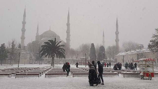 Meteoroloji uyardı! İstanbula kar yeniden geliyor