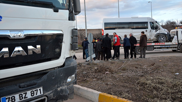Karabük'te trafik kazası: 5 yaralı