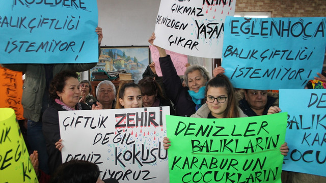 Karaburun'da balık çiftliği protestosu