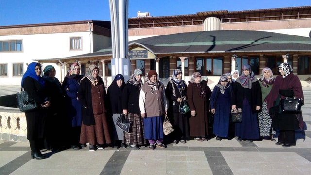 Kilis'te 'Büyüklerimiz Yalnız Değil' projesi