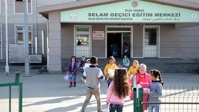 Konteyner kentte karne heyecanı