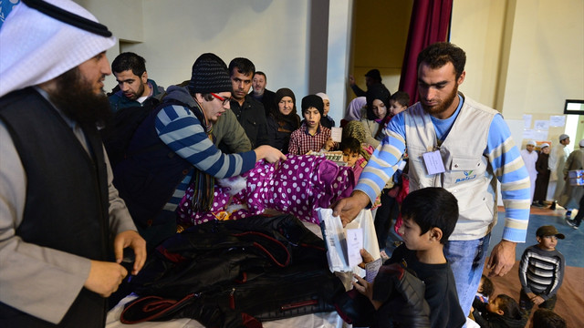 Kuveytliler, Suriyeli yetimleri sevindirdi