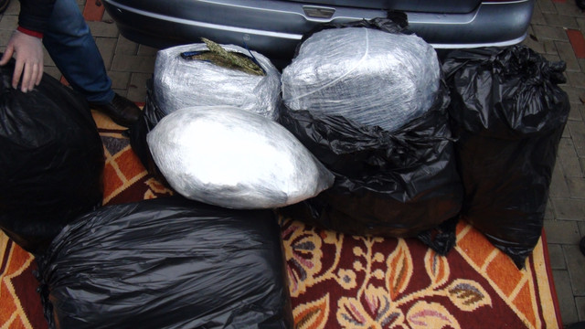 Mersin'de uyuşturucu operasyonları