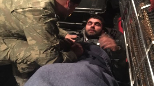 Mersin'de yaylada mahsur kalan 2 kişi helikopterle kurtarıldı