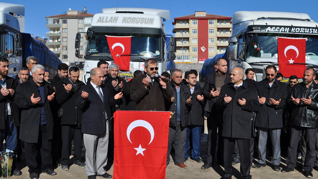 Niğde'den Haleplilere yardım