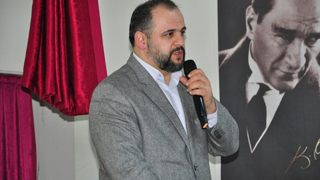 Öğrenciler, Halepliler için harçlıklarıyla un aldı