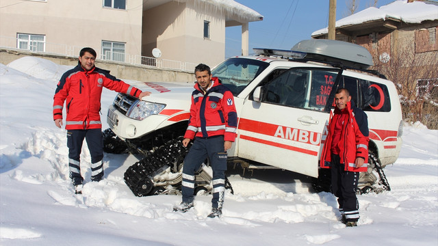 Paletli kar ambulansları hayat kurtarıyor