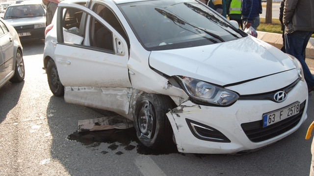 Şanlıurfa'da trafik kazaları: 5 yaralı